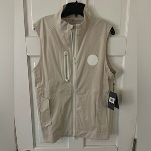 G/Fore Golf Men's Full Zip Vest Water Repellent Stone Size Medium M NEW